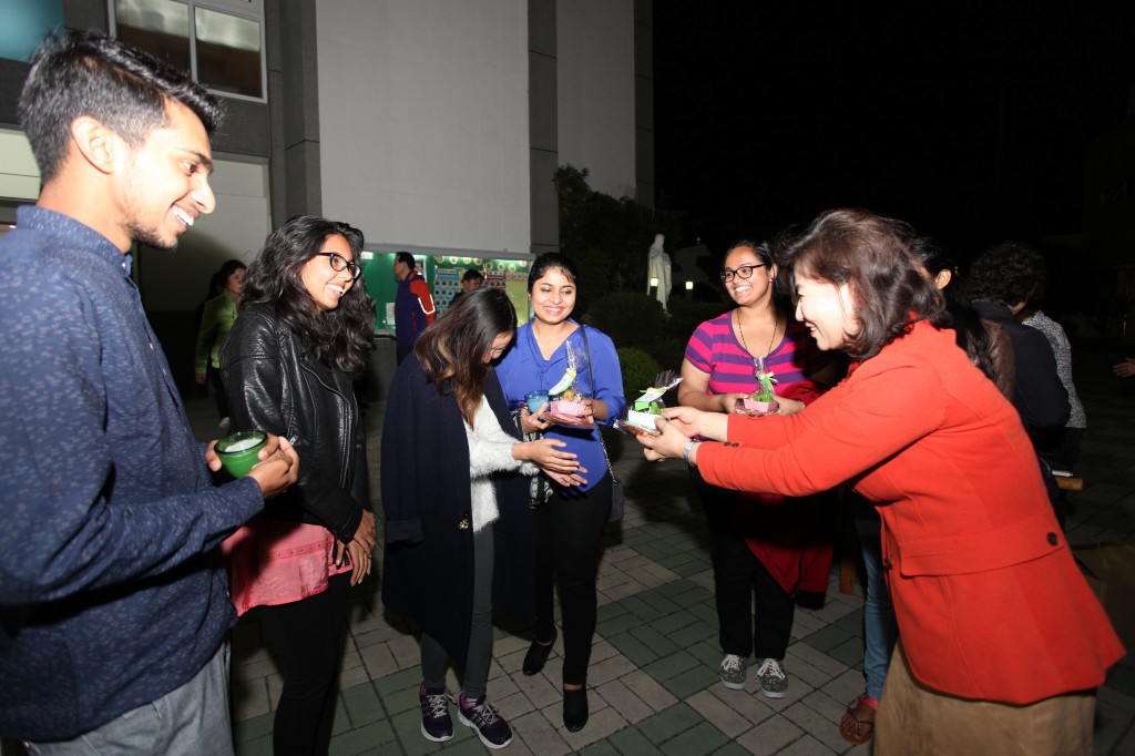 2017-04-15  23-28-39부활성야_대연_024.JPG