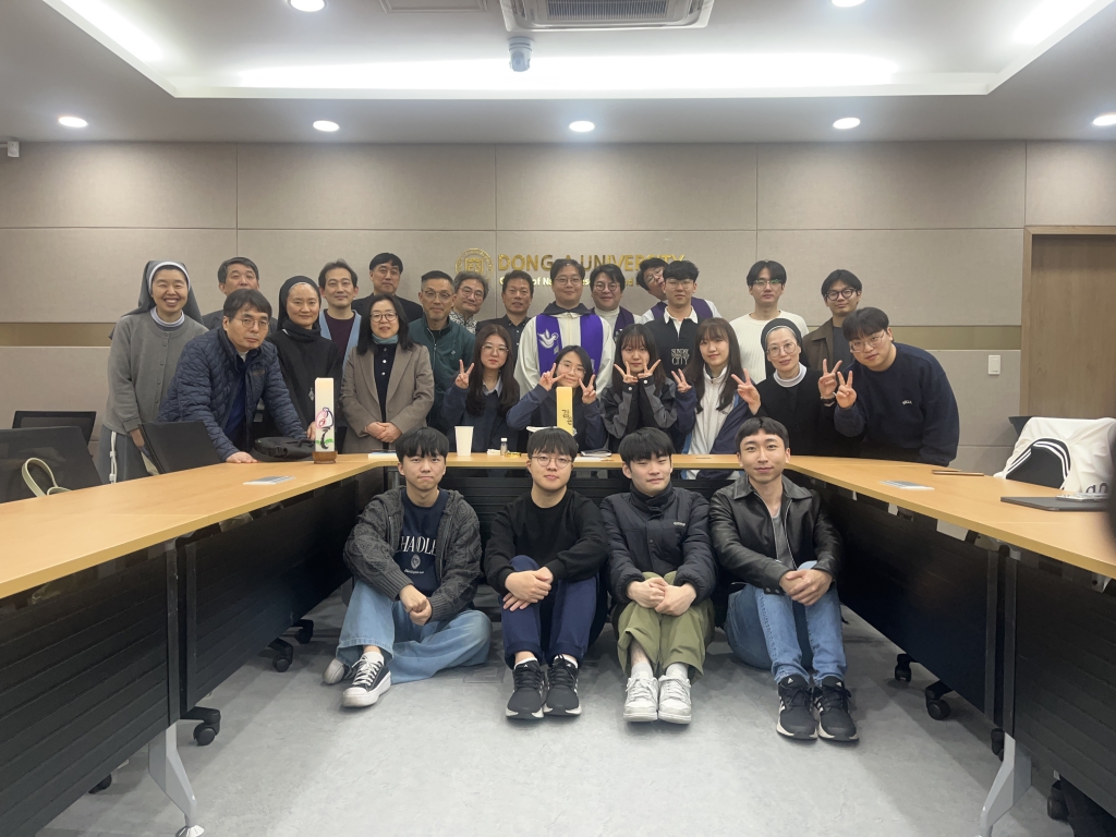 20250313동아대학교개강미사007.jpg