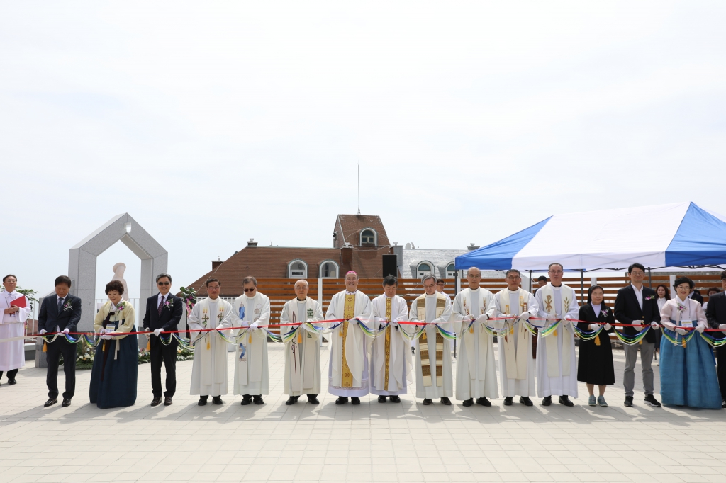 20240428달맞이성당봉헌식131.JPG