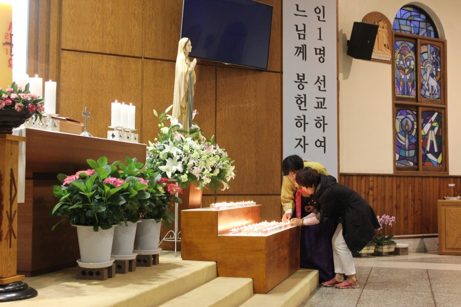 2017년 성모의 밤 행사-염포성당006.JPG