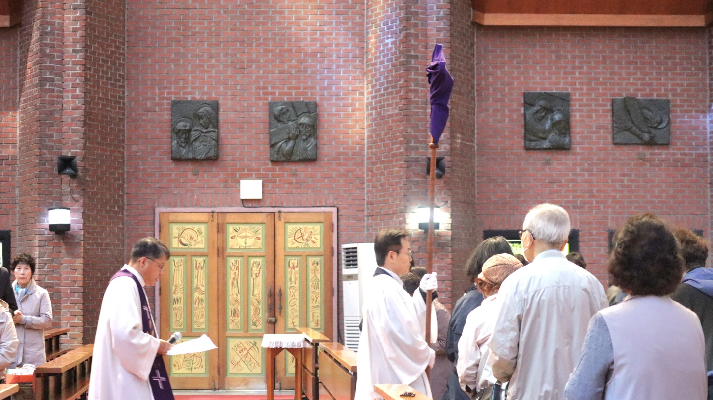 1745038633323-4.jpg