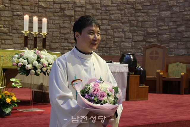 yqDjtkFU_1484054065_525[1].jpg