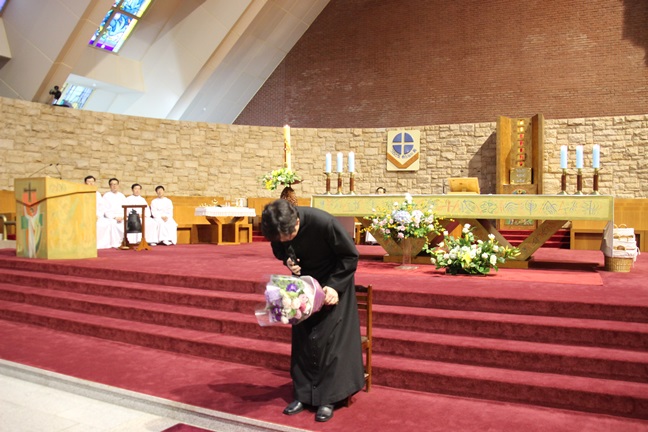 6ZhgMNBl_1430827280_058[1].jpg