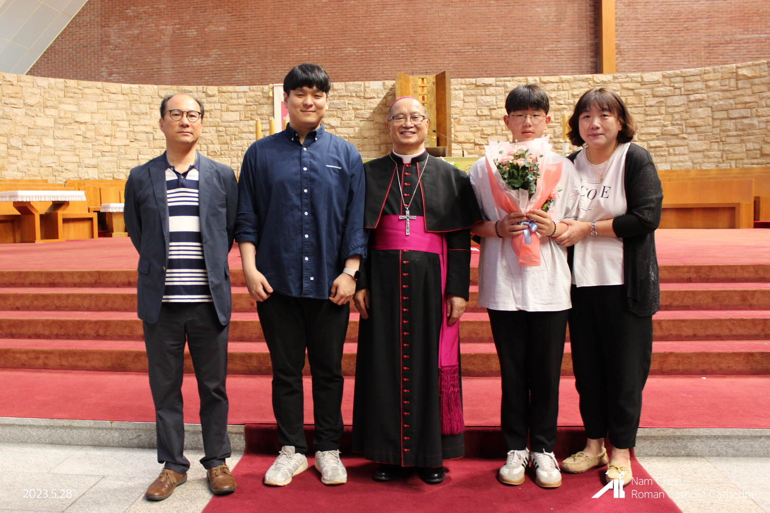 [크기변환]2023_견진주교님과단독컷05.jpg