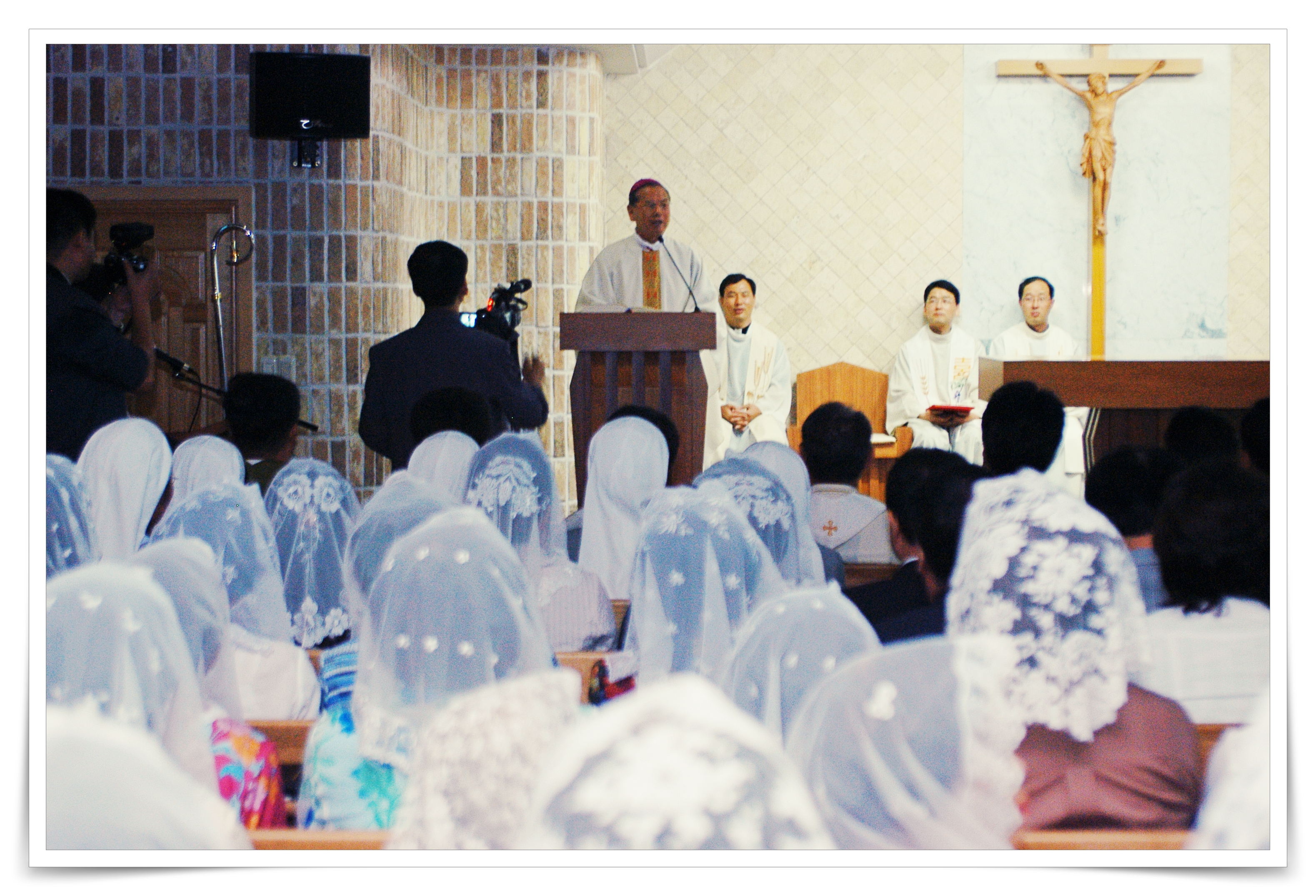 050627-1대천성당축복식095.JPG