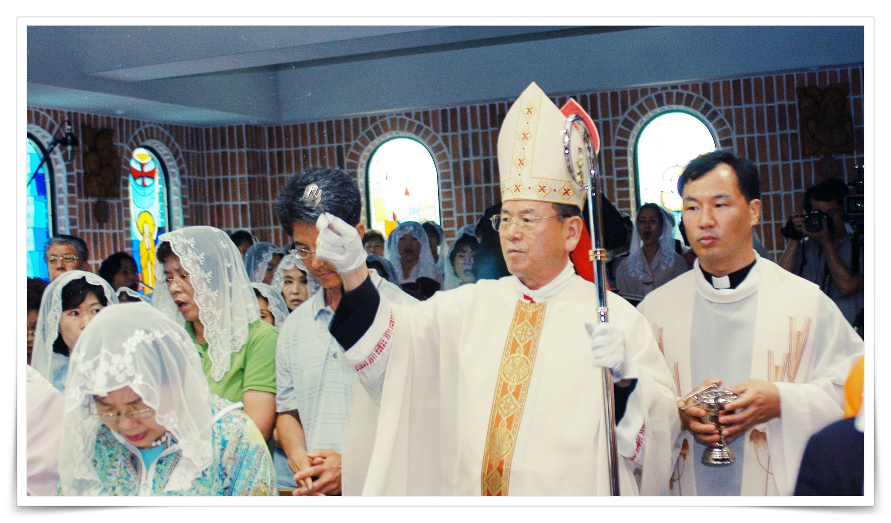 050627-1대천성당축복식070.JPG