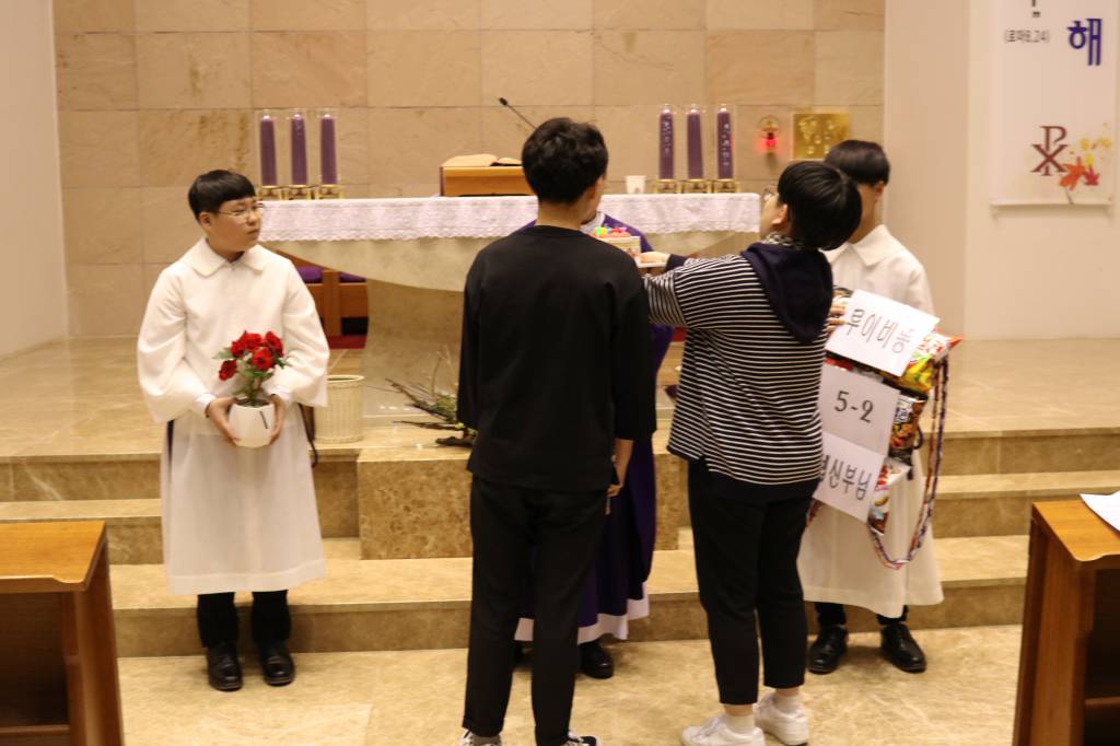 2019-03-17 신부님 영명축일 주일학교 (26).JPG