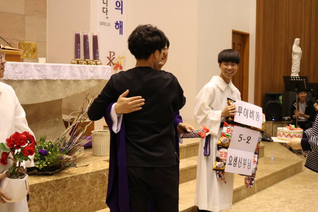 2019-03-17 신부님 영명축일 주일학교 (30).JPG