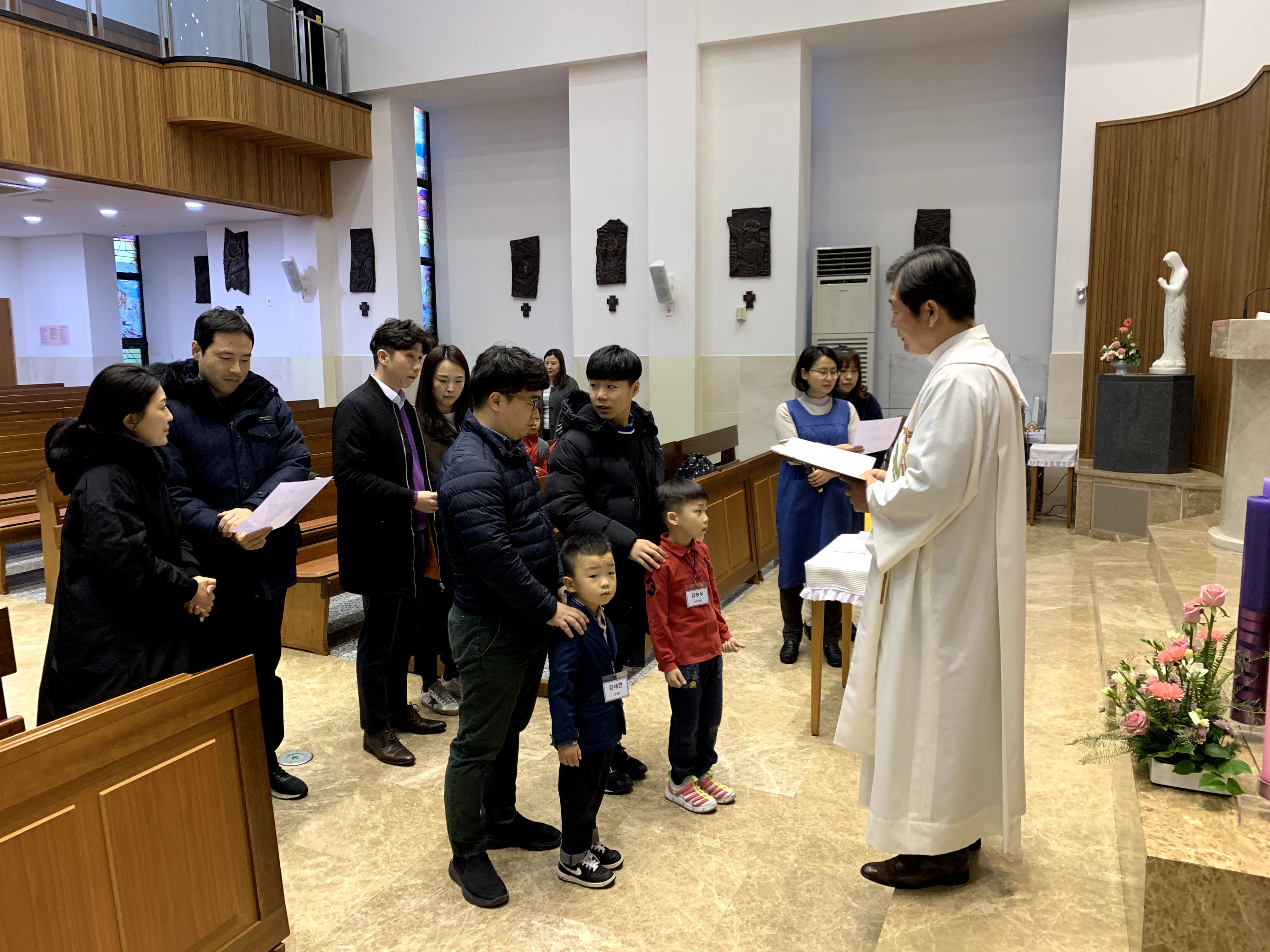 2019-12-14 유아세례 (2).jpg