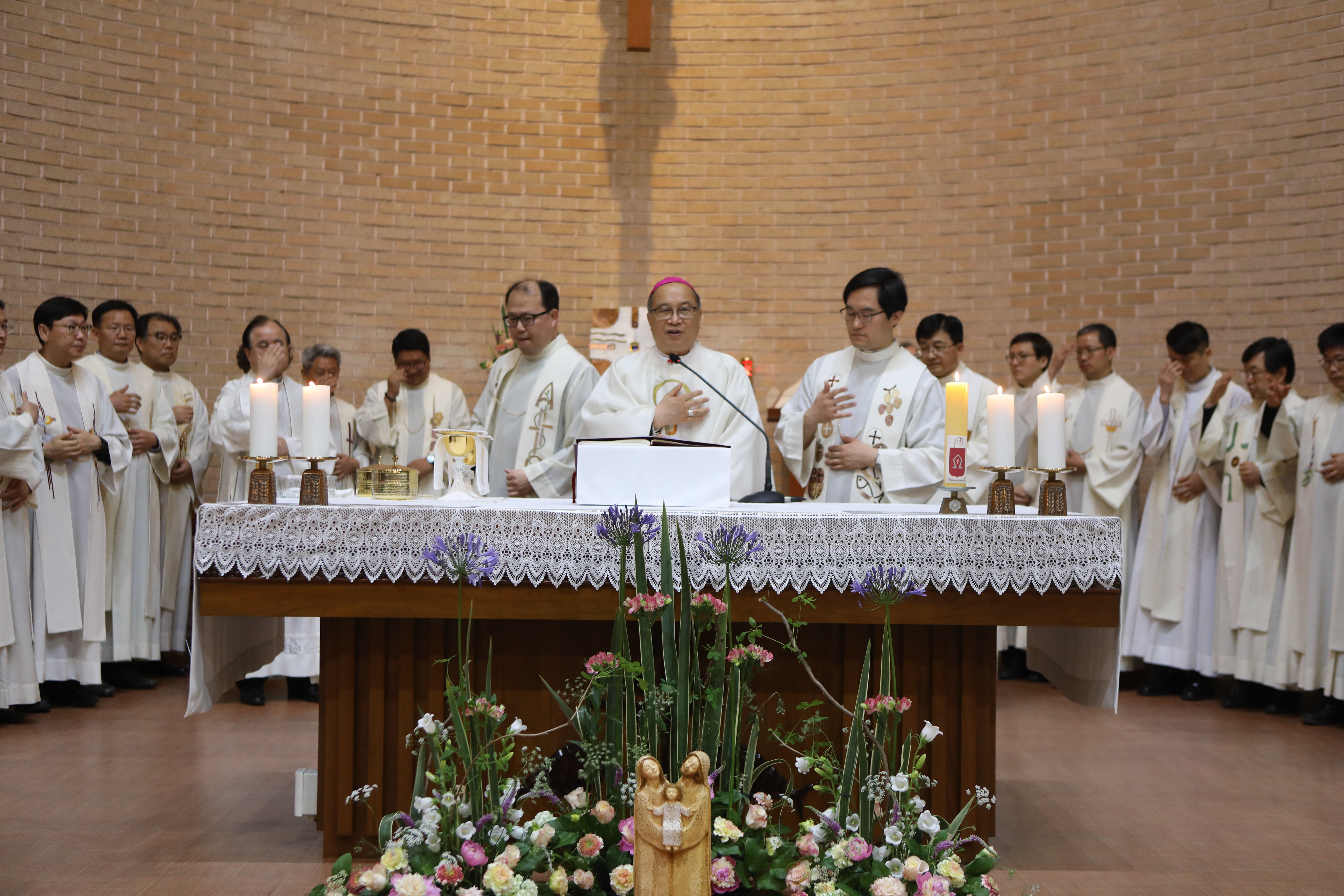 20190510성가정축복미사042.JPG