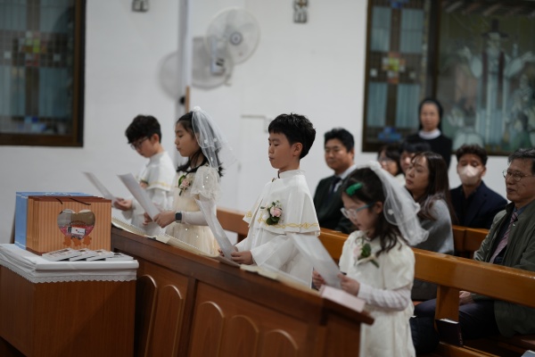 20251122첫영성체DSC00725.JPG