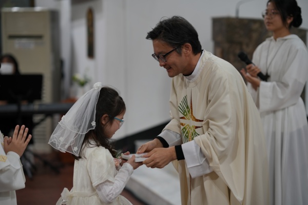 20251122첫영성체DSC00744.JPG