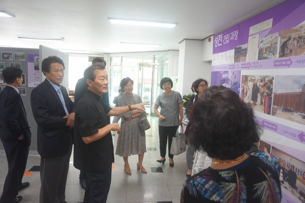 20180909_기념사진전_월평성당 교우 방문 (14).JPG