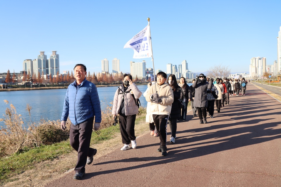 2024_12_14 도보성지순례(4).JPG