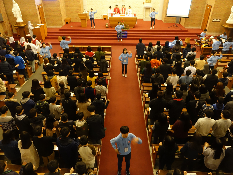 2016-03-19 10지구 중고등부 주일학교 개강미사 DSC08615.png