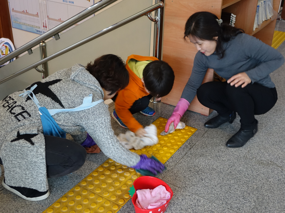 2016-03-20 부활대청소 2016-03-20 부활대청소 DSC08961.png