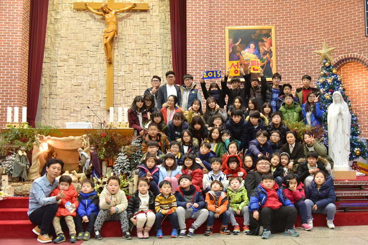 2015-12-25 17-주일학교 청년부 미사_23_1_resize.jpg