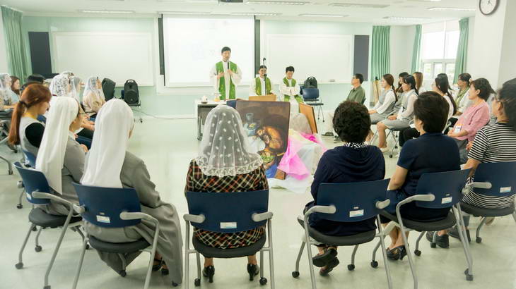 20160903로사리오카리타스산하어린이집교사연수 LT094_resize.jpg