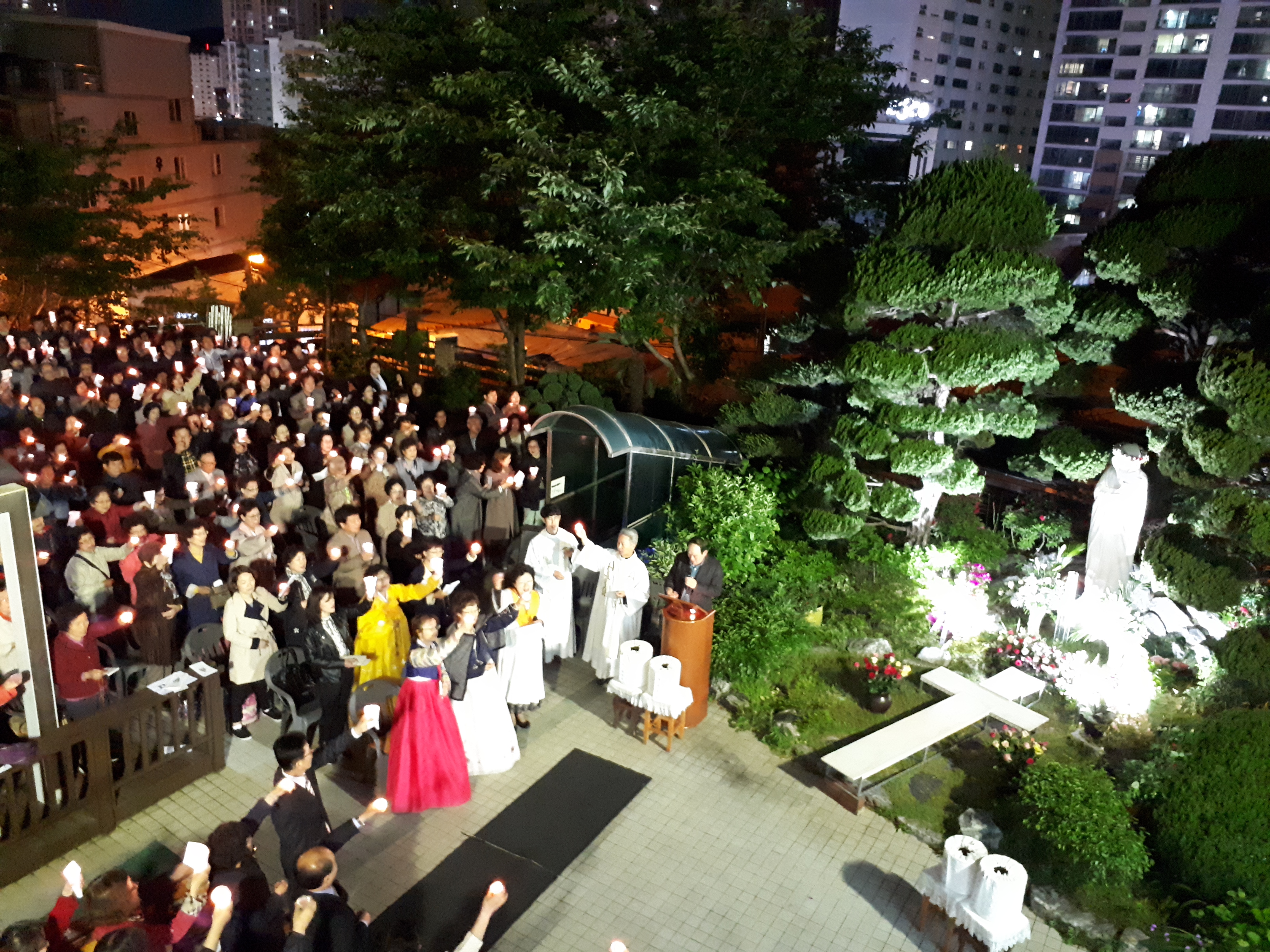 2018년 성모의 밤 행사(성지)002.jpg