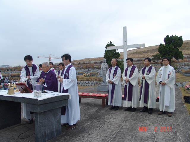 위령미사3.jpg