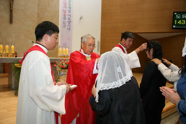 20111023야음성당견진성사004_resize.jpg